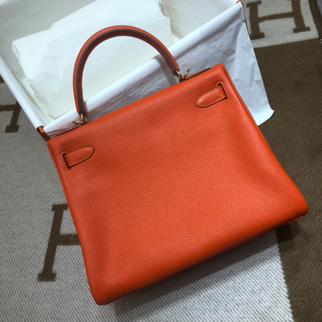 Hermes Kelly 28cm Handbag Shoulder Bag in Feu Orange Togo Leather